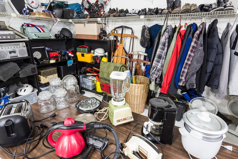 Getting rid of clutter, downsizing before your move